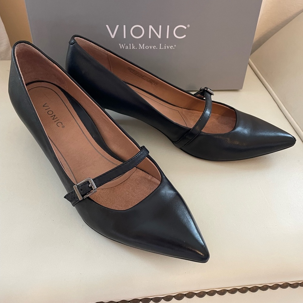 Vionic Kit Minnie Maryjane heel, black, 9 M